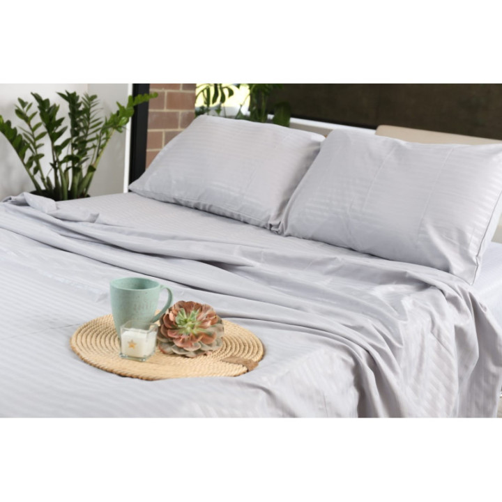 Juego de sabanas completo microfibra king River Home * Und