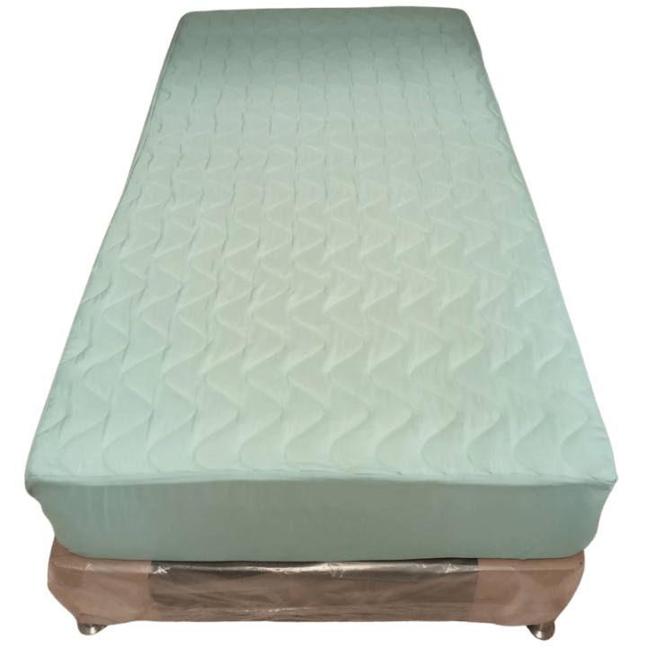 Protector de colchón microfibra, acolchado antifluido sencillo River Home * Und